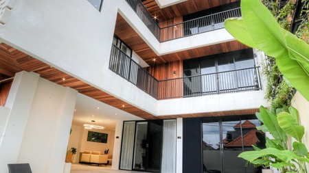 Leasehold - Exclusive Modern Suites in Prime Canggu Location, Bali