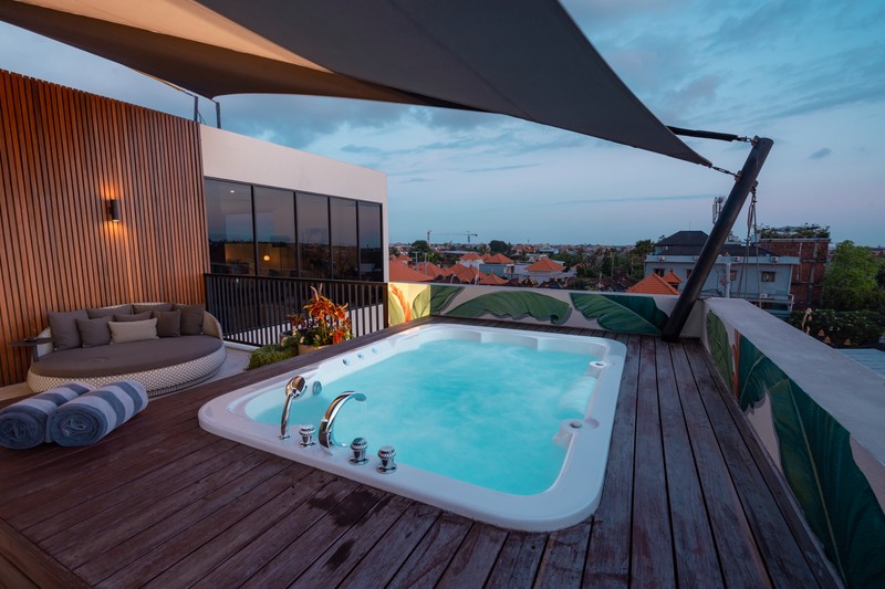 Leasehold - Exclusive Modern Suites in Prime Canggu Location, Bali