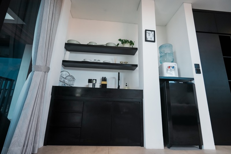 Leasehold - Exclusive Modern Suites in Prime Canggu Location, Bali