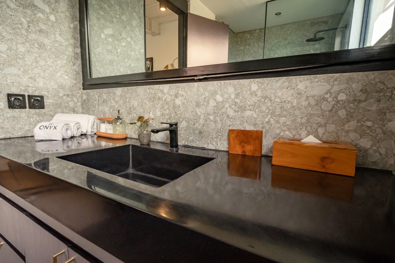 Leasehold - Exclusive Modern Suites in Prime Canggu Location, Bali