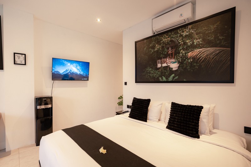 Leasehold - Exclusive Modern Suites in Prime Canggu Location, Bali