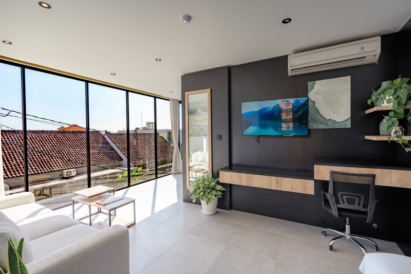 Leasehold - Exclusive Modern Suites in Prime Canggu Location, Bali