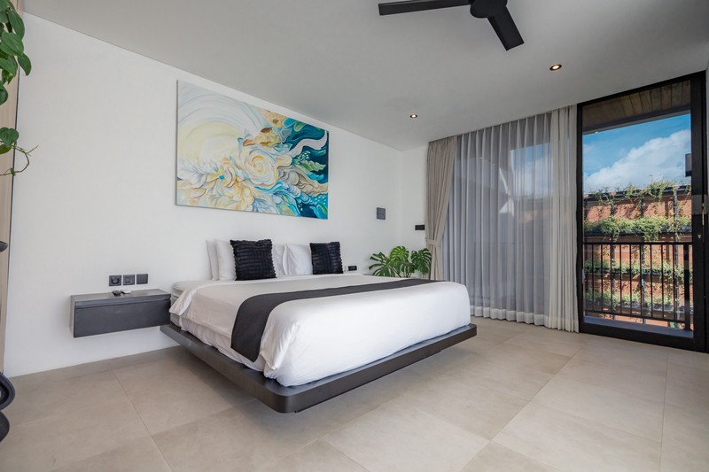 Leasehold - Exclusive Modern Suites in Prime Canggu Location, Bali