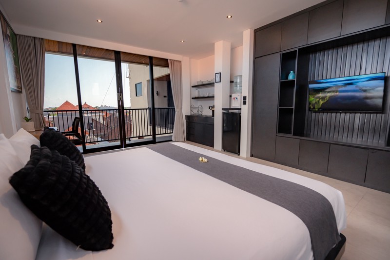 Leasehold - Exclusive Modern Suites in Prime Canggu Location, Bali