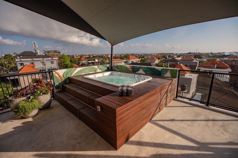 Leasehold - Exclusive Modern Suites in Prime Canggu Location, Bali