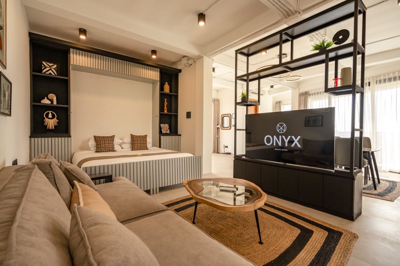 Leasehold - Exclusive Modern Suites in Prime Canggu Location, Bali