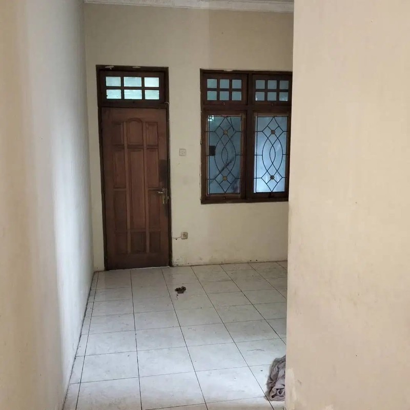  Disewakan Rumah 2 Lantai Strategis di Area Bisnis dan Kampus Sleman 