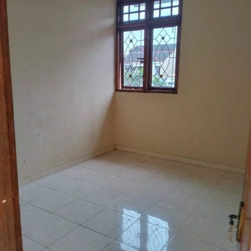  Disewakan Rumah 2 Lantai Strategis di Area Bisnis dan Kampus Sleman 