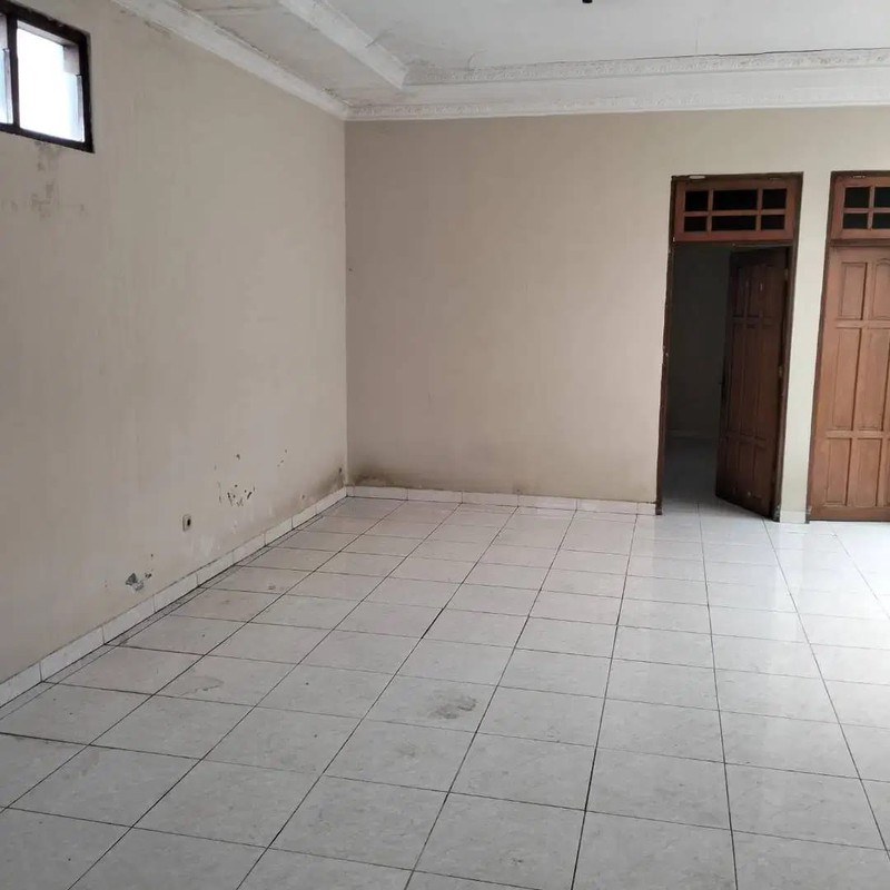  Disewakan Rumah 2 Lantai Strategis di Area Bisnis dan Kampus Sleman 