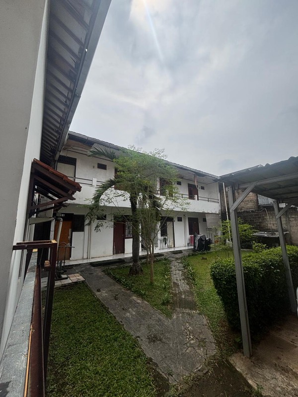 Dijual unit Rumah dan unit Kost2an Siap Huni di Margonda Raya Jl.Salak - Depok.