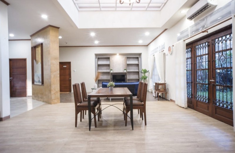 Dijual 400 m2 Rumah Margorejo Indah - Wonocolo Surabaya Dekat Papaya, Plaza Marina, Raya Jemursari, Akses Tol, Raya A Yani