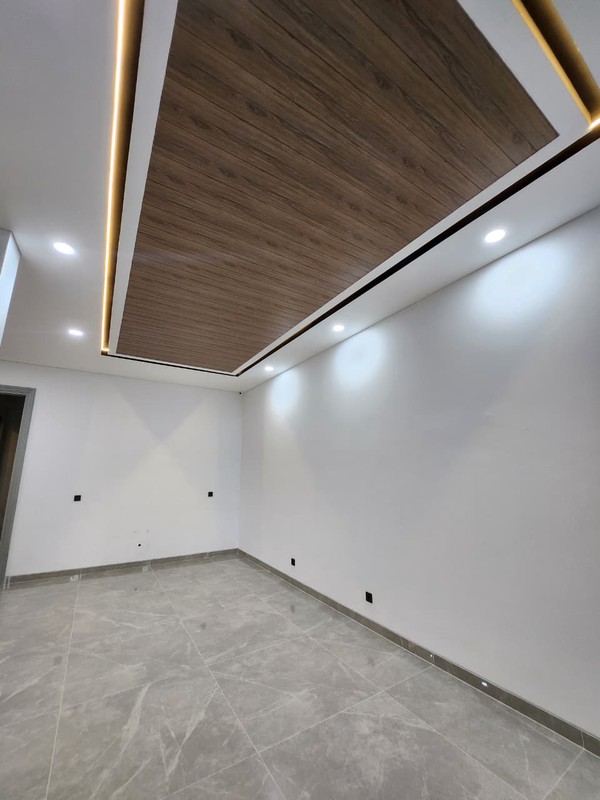 Rumah Baru Gress 3 Lantai Villa Taman Telaga Citraland Siap Huni 