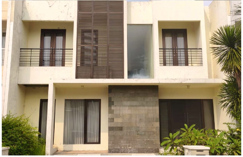 Hunian Mewah Surabaya Barat Pakuwon Indah The Mansion Siap Huni 