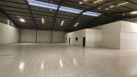 Gudang Strategis Raya Manukan Wetan Surabaya Barat 