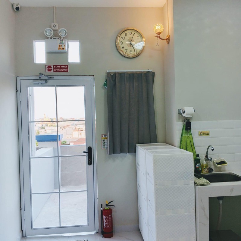 Rumah Kos-kosan Di Villa Taman Bandara Kosambi Jakarta Barat