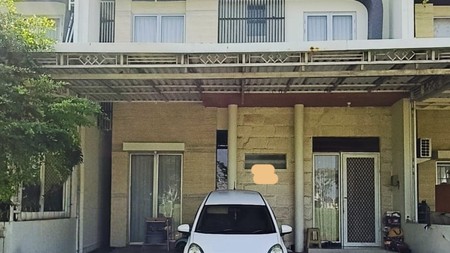 Rumah Fresh Terawat SHM Greenland Fasilitas Mewah