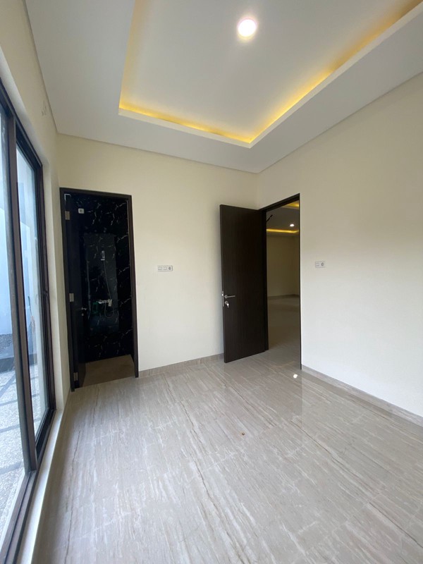 Dijual Rumah Baru Internasional Village Citraland Surabaya Dekat Gwalk, Sekolah Ciputra