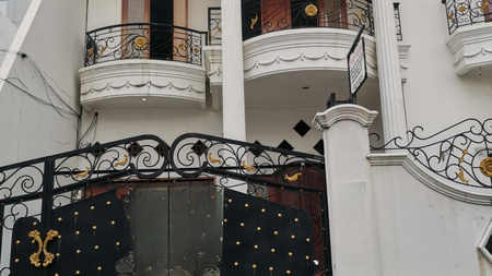 RUMAH PUTIH KOKOH OTISTA 3