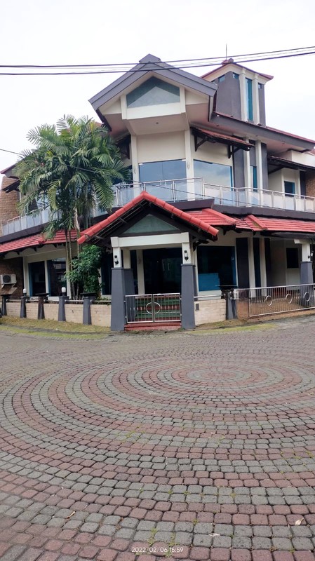 Dijual Rumah Hook Pinus Asri - Lembah Harapan Samping Wisata Bukit Mas Dekat Pakuwon Mall, Surabaya Grammer School , Binus