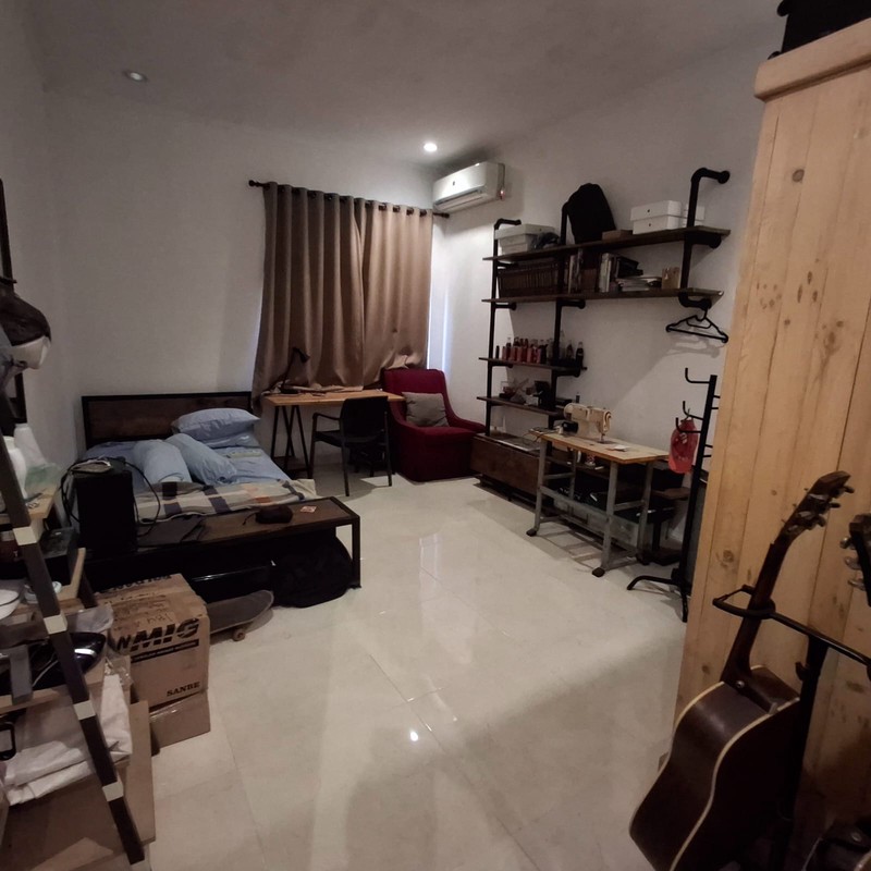 Harga Spesial! Rumah Halaman Luas 1400 m persegi di Bintaro Sektor 3 A Lingkungan Tenang.