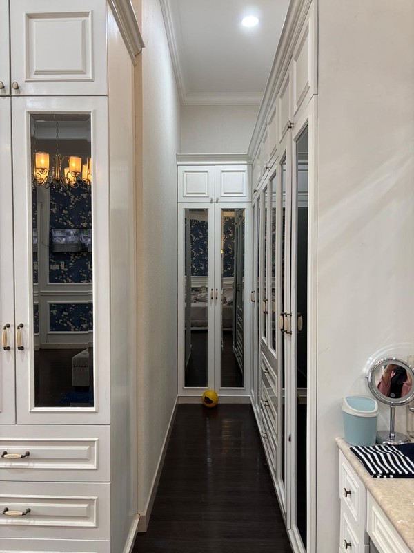 Rumah MewahLuxury 2 Lantai Hoek, di cluster Exclusive Kota Wisata