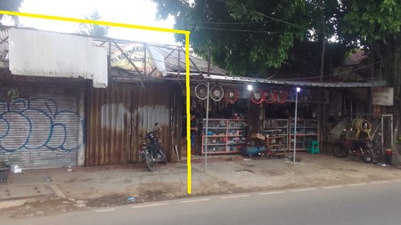 Bangunan Toko Satu Lantai Luas 81 m2, dekat Mall PGC Cililitan, di Jalan Raya Bogor, Kramat Jati - Jaktim