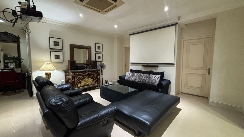 Rumah 2 Lantai Luas 635m2 + Kolam Renang di Bangka Raya Jaksel