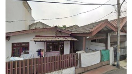 Rumah Tua 2 Lantai Akses Jalan 2 Mobil di Pulomas Kayu Putih Jaktim