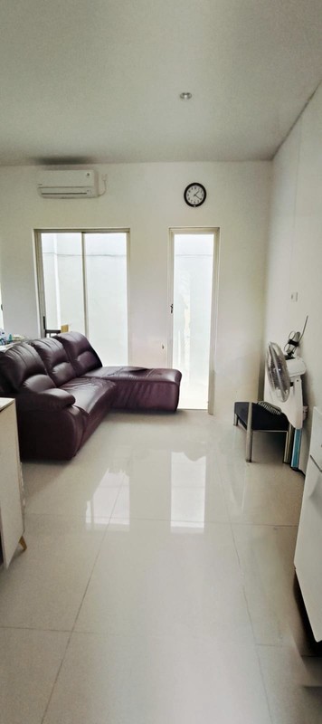 Murah LEBAR 8 meter Dijual Rumah Greenland Residence Dekat Citraland, Pakuwon Mall, Sekolah Binus, Greenlake Citraland