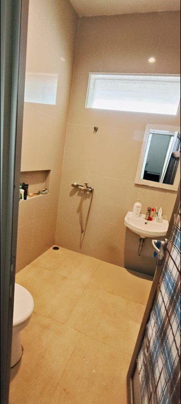 Murah LEBAR 8 meter Dijual Rumah Greenland Residence Dekat Citraland, Pakuwon Mall, Sekolah Binus, Greenlake Citraland