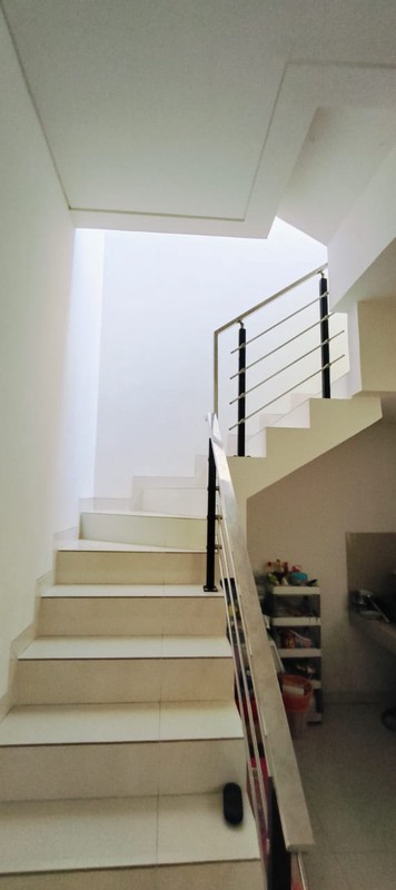 Murah LEBAR 8 meter Dijual Rumah Greenland Residence Dekat Citraland, Pakuwon Mall, Sekolah Binus, Greenlake Citraland