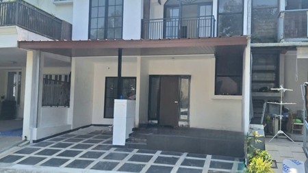Rumah Bagus Siap Huni dan Asri di Emerald Town House, Bintaro Jaya Sektor 9