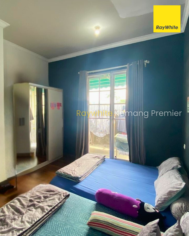 Dijual Rumah Cantik Siap Huni - 4 Kamar Tidur - Lokasi Strategis Pejaten Barat