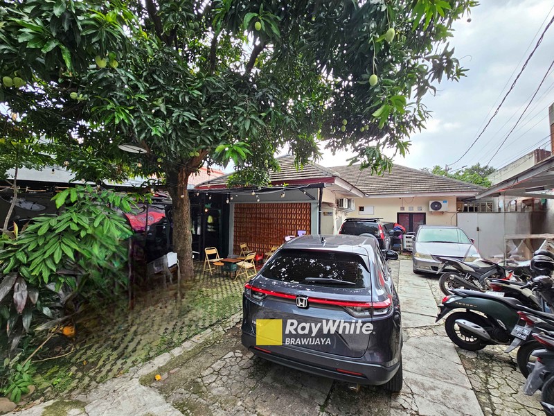 Rumah di jalan Ketapang, Jati Padang, Jakarta Selatan, 10 menit ke stasiun KA Pasar Minggu