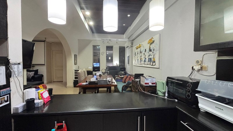 Rumah 2 Lantai Luas 635m2 + Kolam Renang di Bangka Raya Jaksel