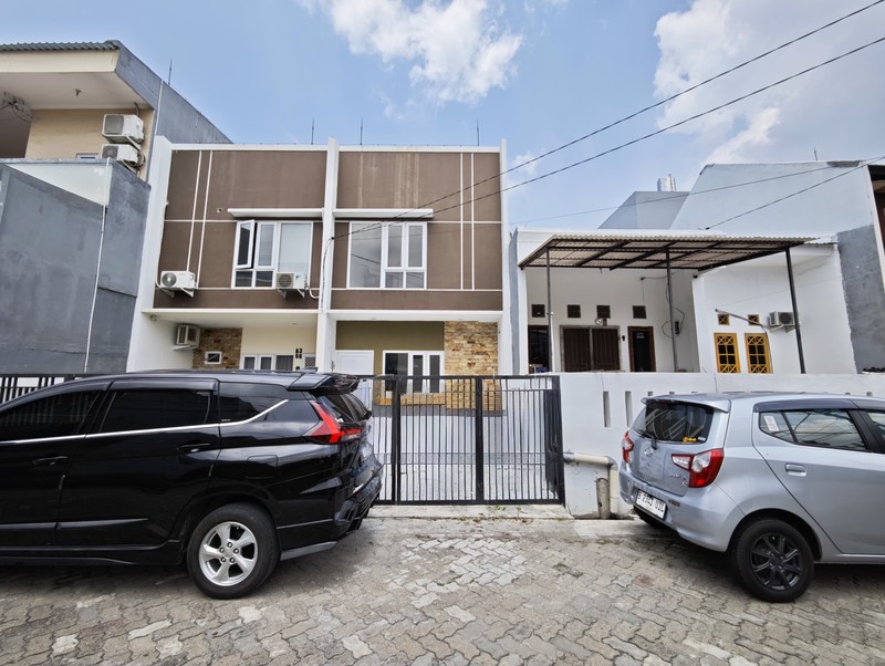 Rumah Hitung Tanah Area Cipete