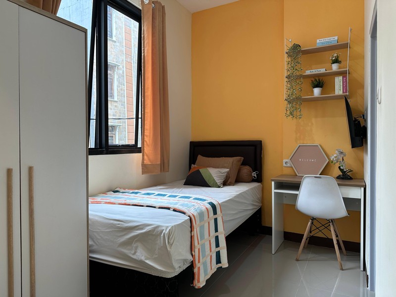 Kost2an 20 kamar,  KH Moh. Mansyur Gg Vanili, Tanah Sereal, Jakarta Barat 