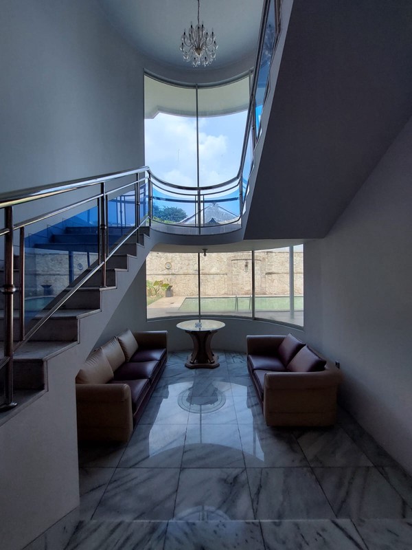 Dijual Rumah Mewah di Jl. Pekayon 1, Ragunan - Pasar Minggu, Jakarta Selatan