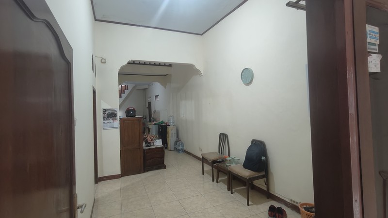 Disewakan Cepat Rumah Siap Huni dan Ngantor di Tebet Barat - Lokasi Strategis, dekat TOL dan Stasiun