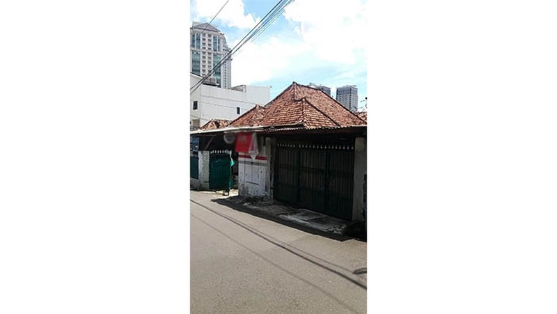 Dijual Rumah hitung tanah Jl Kebon Nanas, Grogol Utara Rumah dekat apartemen Beleza, ITC Permata Hijau