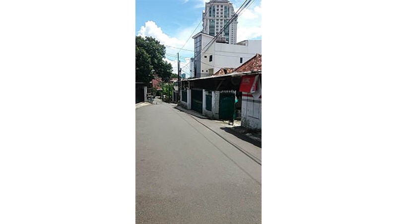 Dijual Rumah hitung tanah Jl Kebon Nanas, Grogol Utara Rumah dekat apartemen Beleza, ITC Permata Hijau