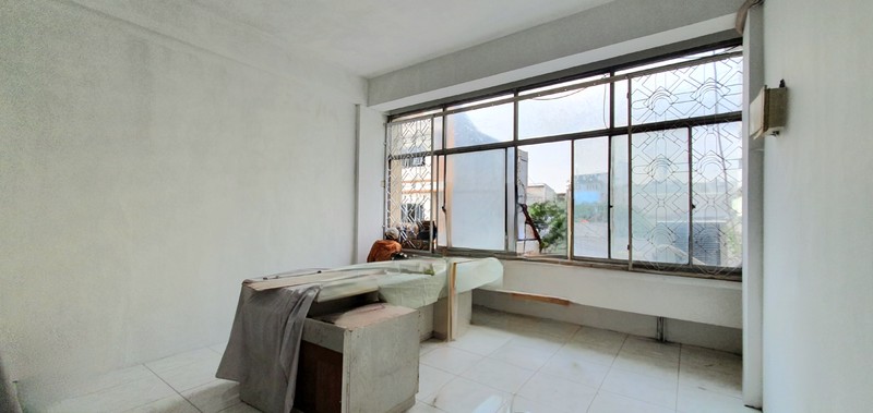 Disewakan Ruko Let Jen Suprapto, Galur, Johar Baru. Dalam kompleks - tidak hadap jalan raya. Baru selesai renovasi Des 2025