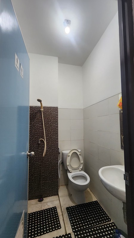 Ruko siap usaha di Legenda Wisata