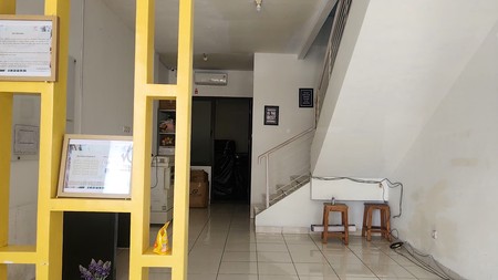 Ruko siap usaha di Legenda Wisata