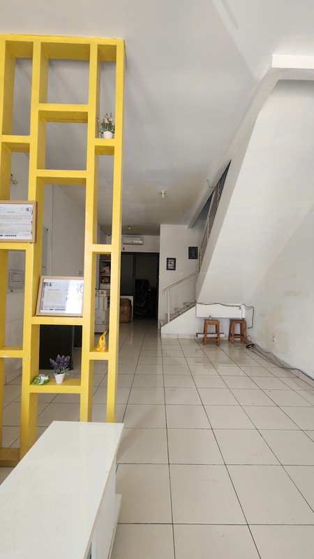 Ruko siap usaha di Legenda Wisata