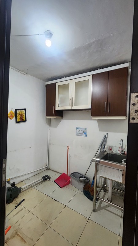 Ruko siap usaha di Legenda Wisata