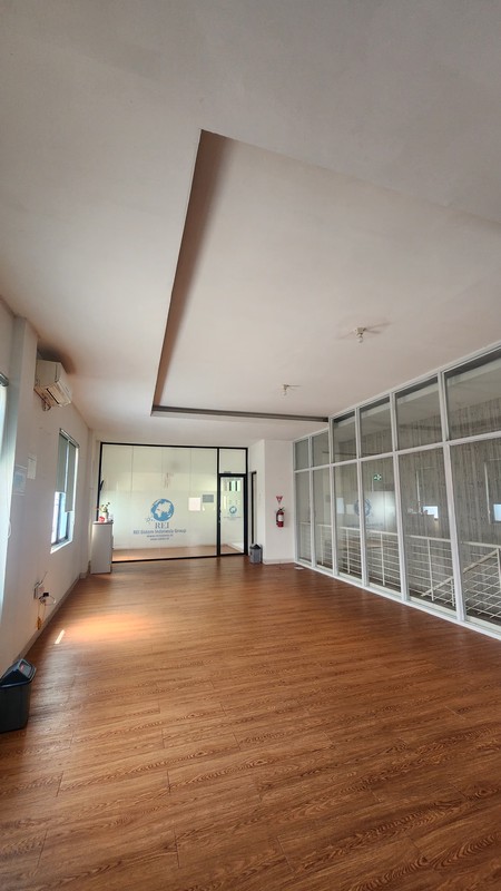 Ruko siap usaha di Legenda Wisata