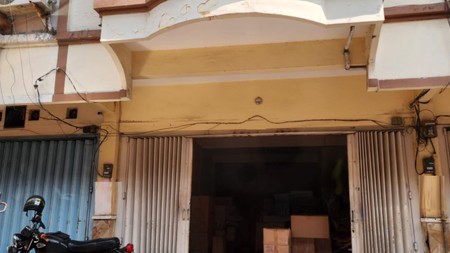 Dijual Ruko 3 lantai di Jalan Kenjeran Surabaya