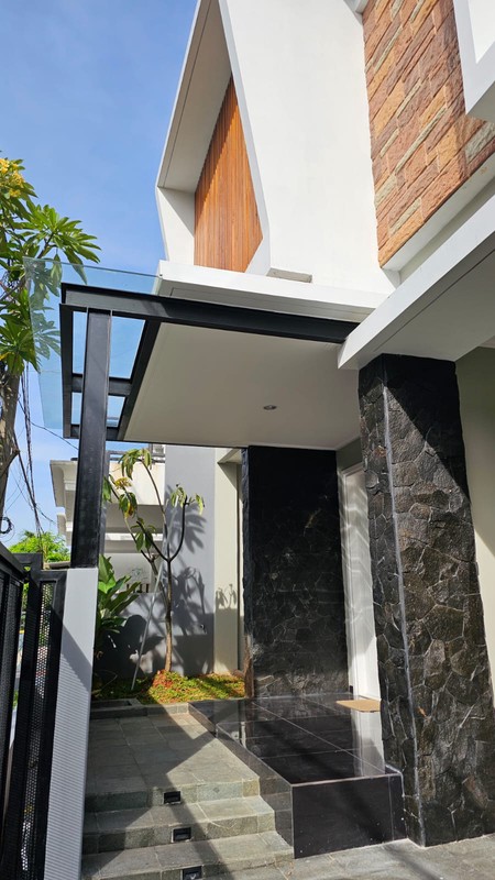 Rumah baru di bintaro jaya sektor 9