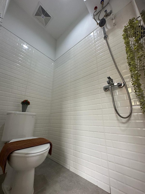 Dijual Rumah Kost di Area Jembatan Lima Lokasi Sangat Strategis Dekat Dengan Banyak Mall